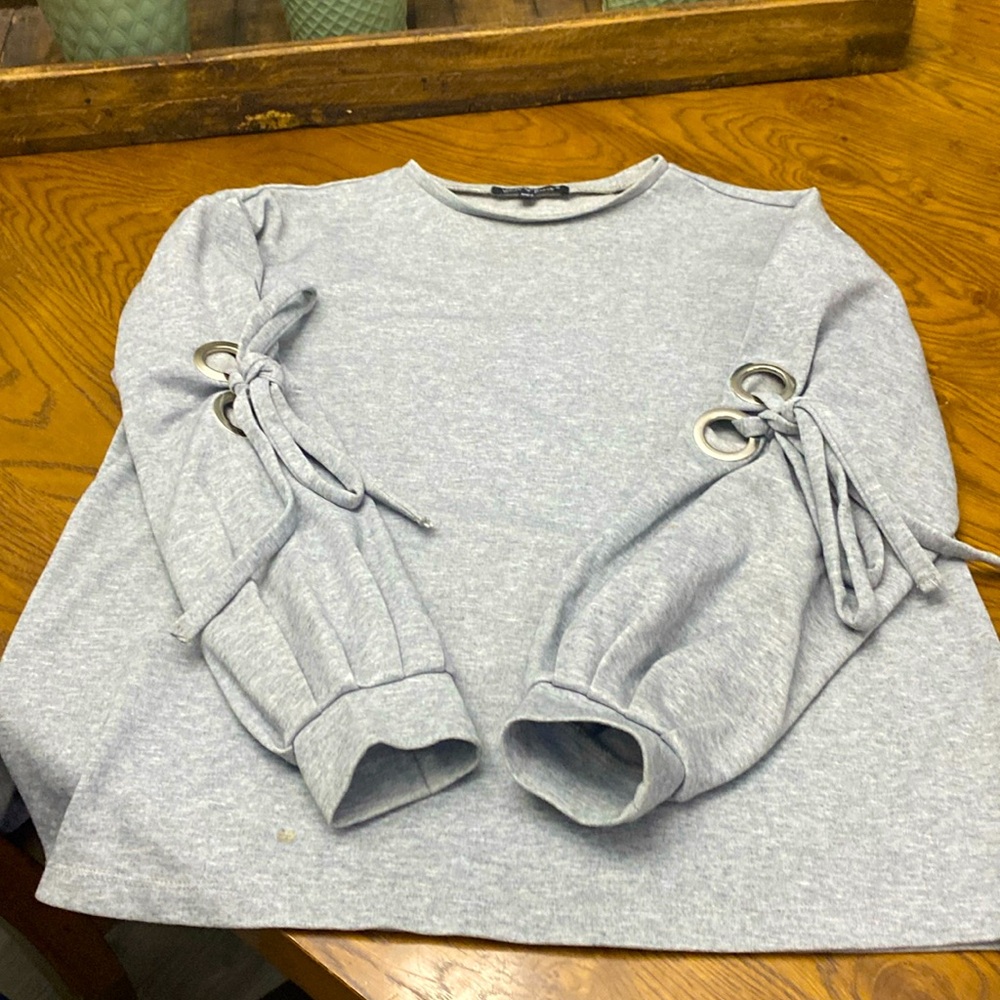 BNWOT Velvet Heart Sweatshirt with Cute Sleeves